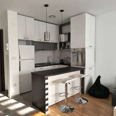 Miyaki Lejlighed Beograd