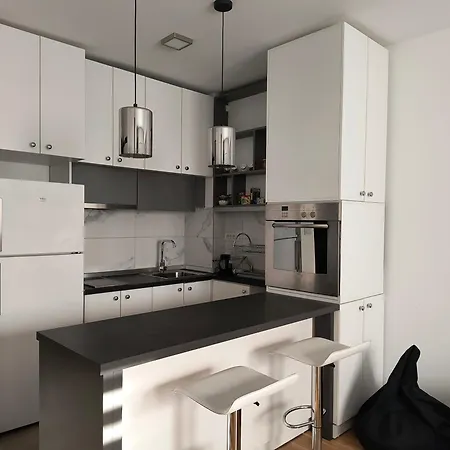 Miyaki Βελιγράδι